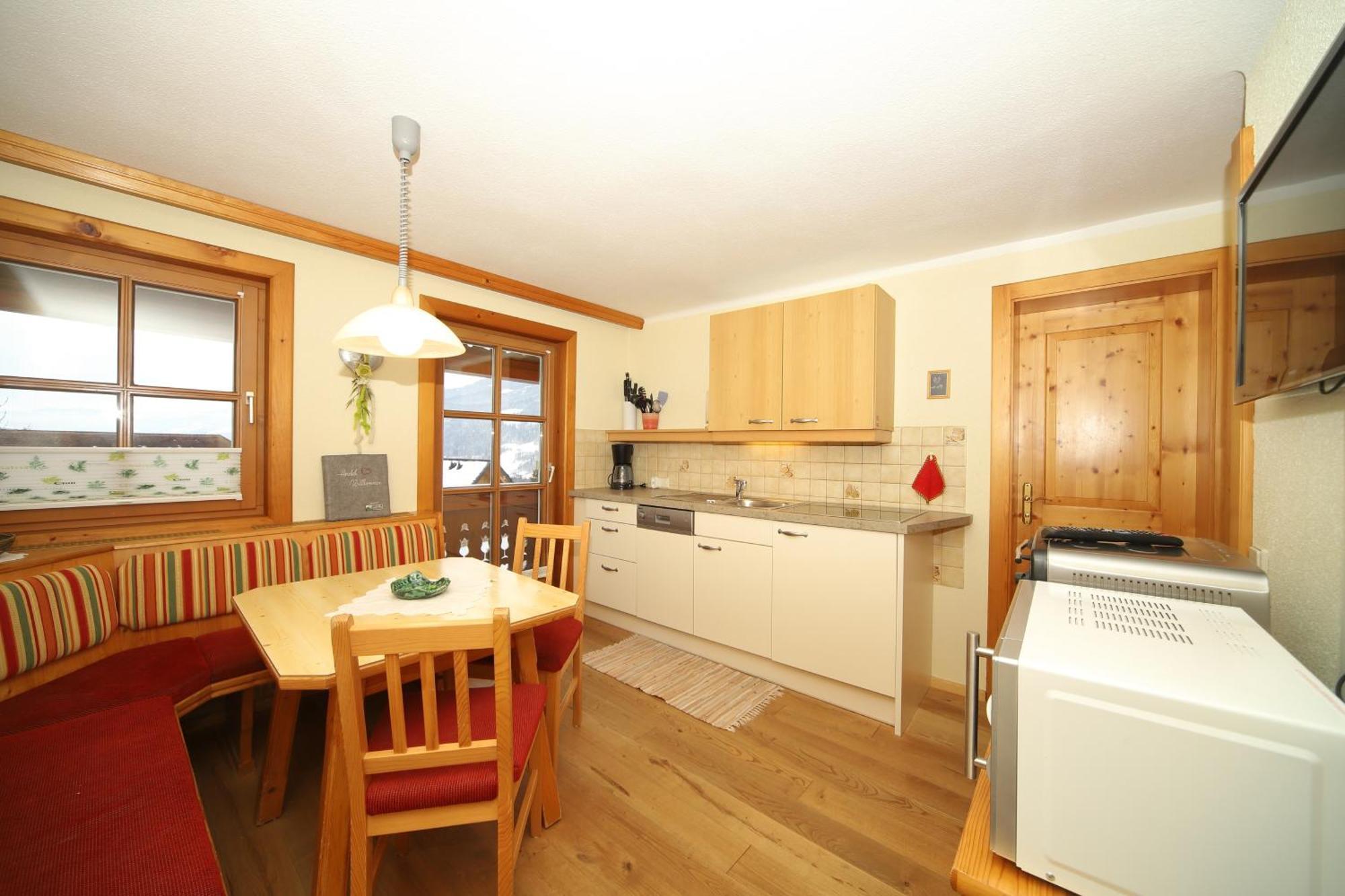 Linarhof Apartment Urlaub Am Bio Bauernhof Haus im Ennstal Ruang foto