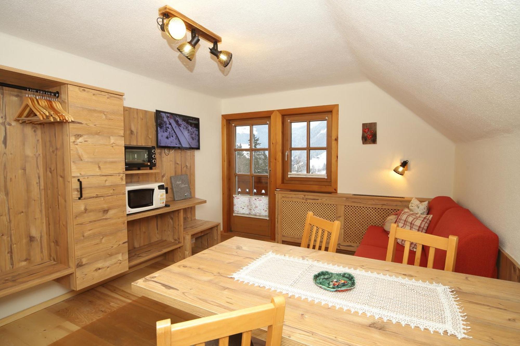 Linarhof Apartment Urlaub Am Bio Bauernhof Haus im Ennstal Ruang foto