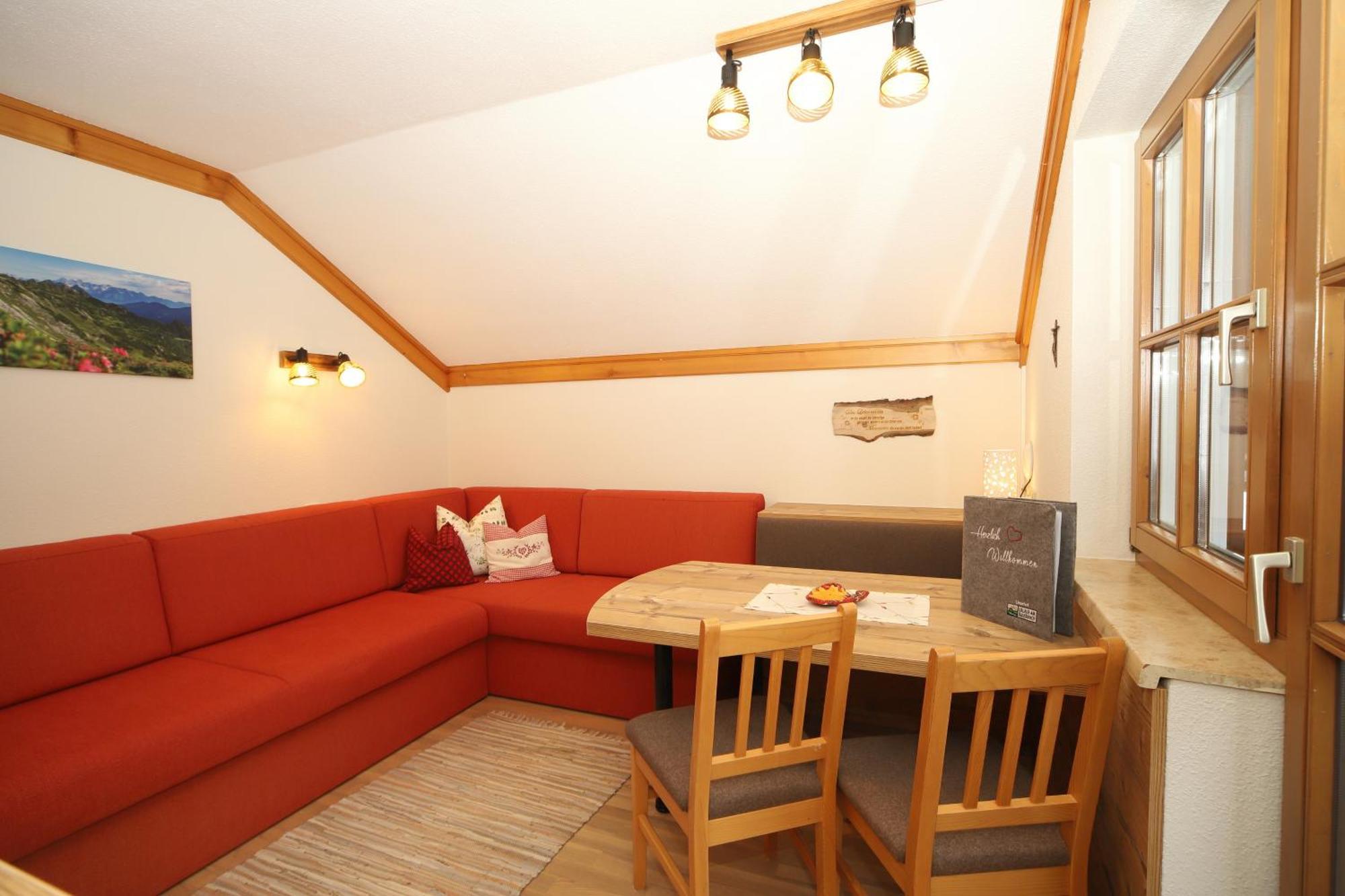 Linarhof Apartment Urlaub Am Bio Bauernhof Haus im Ennstal Ruang foto