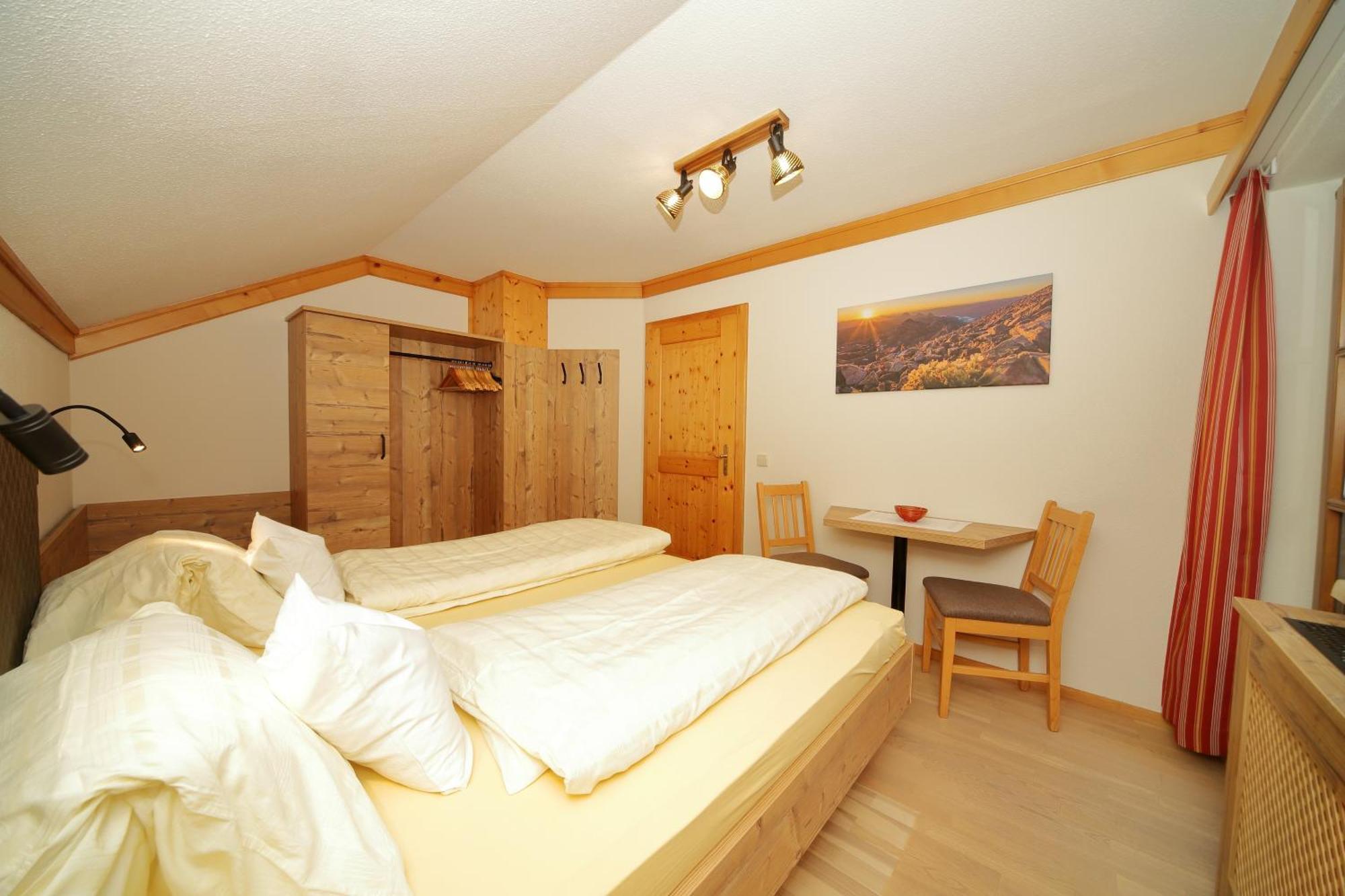 Linarhof Apartment Urlaub Am Bio Bauernhof Haus im Ennstal Ruang foto