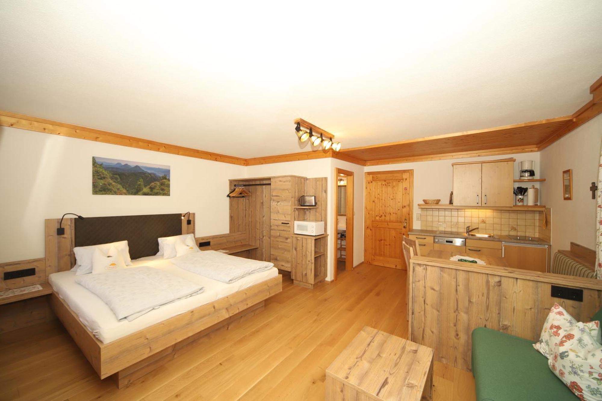 Linarhof Apartment Urlaub Am Bio Bauernhof Haus im Ennstal Bagian luar foto